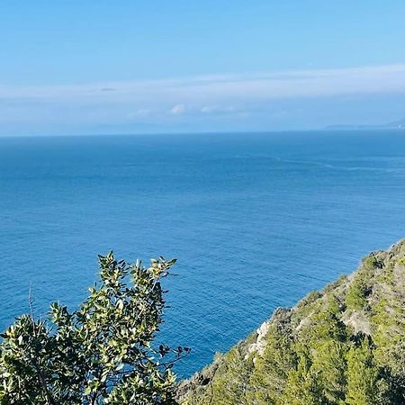 Maddy House - 50 Mt Dal Mare Villa Porto Santo Stefano  Ngoại thất bức ảnh