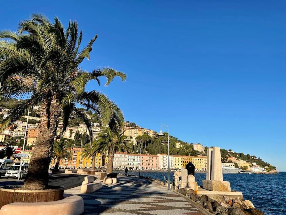 Maddy House - 50 Mt Dal Mare Villa Porto Santo Stefano  Ngoại thất bức ảnh