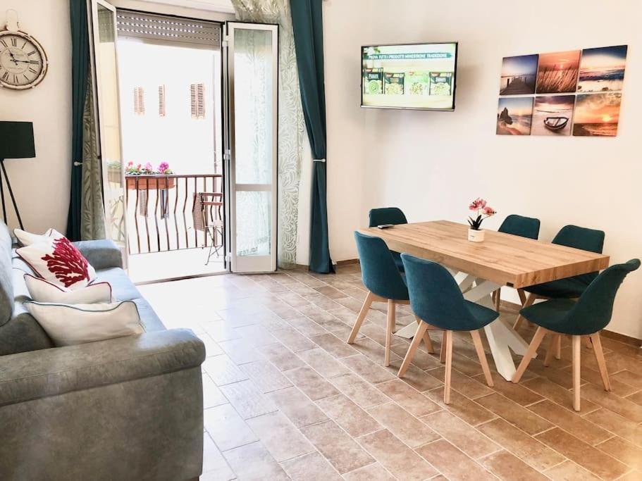 Maddy House - 50 Mt Dal Mare Villa Porto Santo Stefano  Ngoại thất bức ảnh