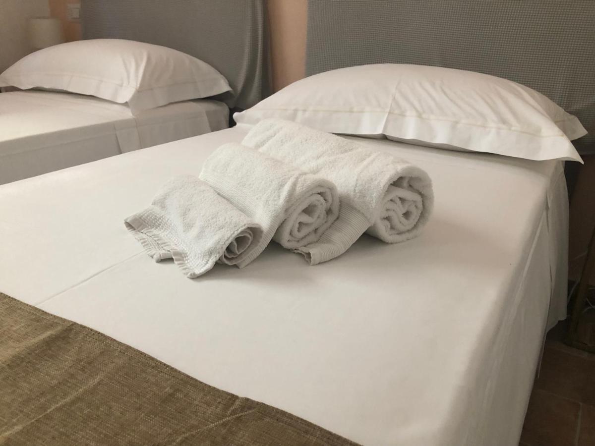 Maddy House - 50 Mt Dal Mare Villa Porto Santo Stefano  Ngoại thất bức ảnh